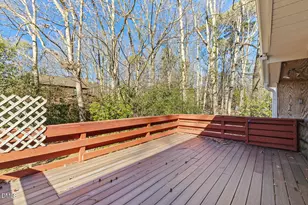 908 Tanglewood Dr, Cary, NC 27511 - Photo 18