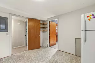 908 Tanglewood Dr, Cary, NC 27511 - Photo 48