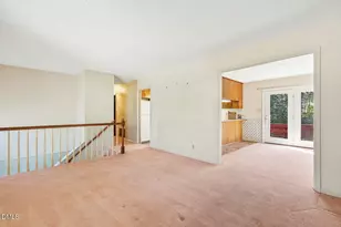 908 Tanglewood Dr, Cary, NC 27511 - Photo 8