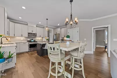 5705 Brayton Park Place, Holly Springs, NC 27540 - Photo 8