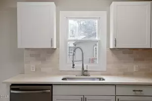 602 Mitchell St, Burlington, NC 27217 - Photo 8