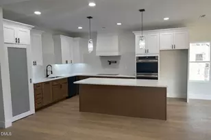 543 Sagamore Dr, Louisburg, NC 27549 - Photo 2