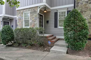 814 Cotton Exchange Ct, Raleigh, NC 27608 - Photo 2