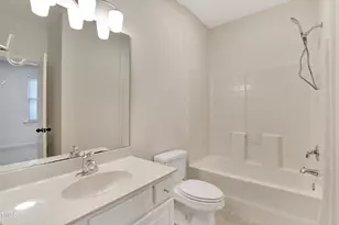 814 Cotton Exchange Ct, Raleigh, NC 27608 - Photo 24