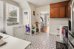 2415 Hubbard St, Greensboro, NC 27405 - Photo 12