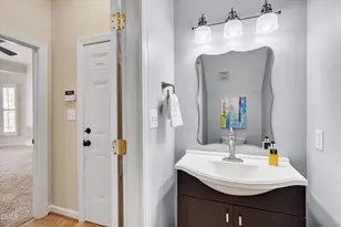 101 Hogan Woods Cir, Chapel Hill, NC 27516 - Photo 34