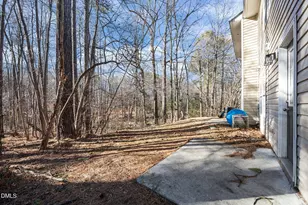 2812 Ferret Ct, Raleigh, NC 27610 - Photo 32