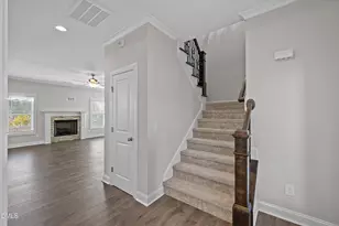 119 Oakhaven Dr, Holly Springs, NC 27540 - Photo 6