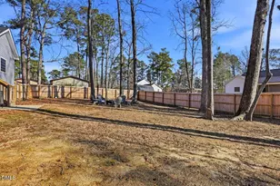 110 Oak St, Pine Level, NC 27568 - Photo 30