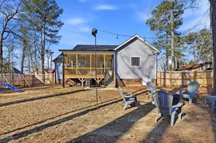 110 Oak St, Pine Level, NC 27568 - Photo 28