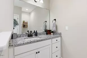 110 Oak St, Pine Level, NC 27568 - Photo 22