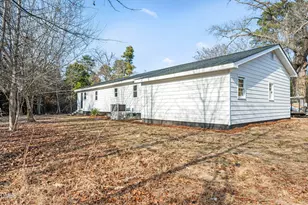 1659 W Darden Rd, Clinton, NC 28328 - Photo 22