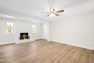 1659 W Darden Rd, Clinton, NC 28328 - Photo 6