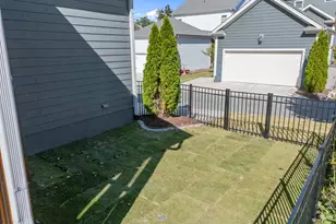 70 Bluffwood Ave, Chapel Hill, NC 27516 - Photo 38