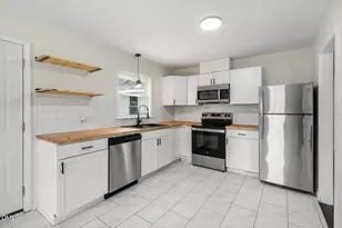 3933 Village Dr, Fayetteville, NC 28304 - Photo 12