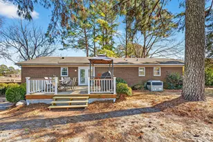 102 Robinson Dr, Goldsboro, NC 27534 - Photo 2