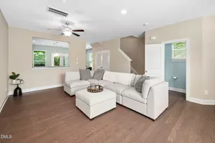 102 Harvest Oaks Ln, Durham, NC 27703 - Photo 2