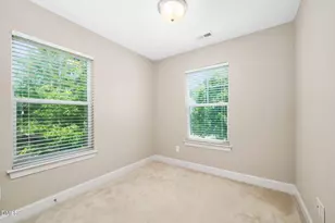 102 Harvest Oaks Ln, Durham, NC 27703 - Photo 24