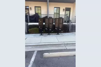 607 Smedes Place #B, Raleigh, NC 27605 - Photo 6