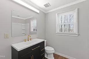 104 Bayoak Dr, Cary, NC 27513 - Photo 32