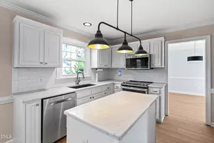 113 Fetzer Ct, Cary, NC 27513 - Photo 10