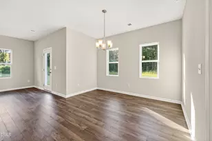 131 Muscovy Dr, Four Oaks, NC 27524 - Photo 4