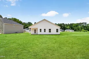 131 Muscovy Dr, Four Oaks, NC 27524 - Photo 6