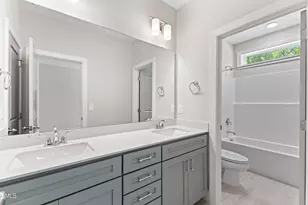 25 E Victoria Ridge Dr, Selma, NC 27576 - Photo 18