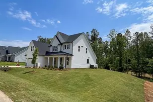 93 W Victoria Rdg Dr, Selma, NC 27576 - Photo 2