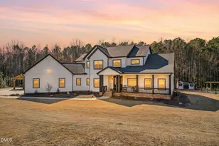 794 Cobb Rd, Benson, NC 27504 - Photo 2