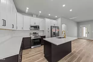 1907 N Webb St, Selma, NC 27576 - Photo 26