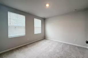 196 Aster Bloom Ln, Raleigh, NC 27610 - Photo 4