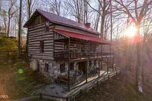 954 Huff Garrett Rd, Roxboro, NC 27574 - Photo 2