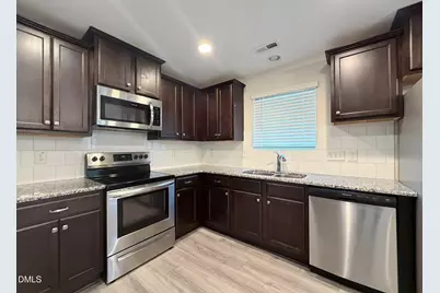 2801 Killian Court, Raleigh, NC 27610 - Photo 8