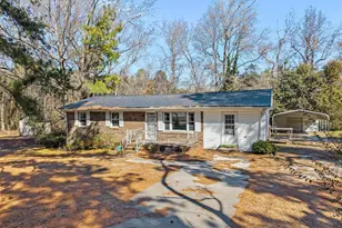 322 Pineshoal Dr, Snow Hill, NC 28580 - Photo 2