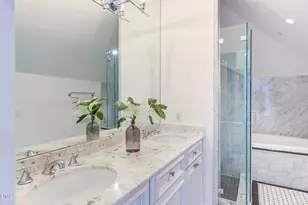 213 E Franklin St, Chapel Hill, NC 27514 - Photo 30