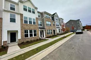 209 Hickory Plns Rd, Knightdale, NC 27545 - Photo 2