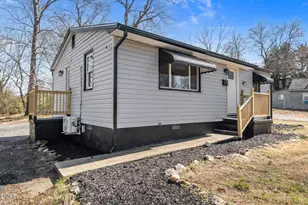 512 Glovinia St, Asheboro, NC 27203 - Photo 22