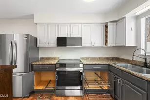 7377 Sandy Creek Dr, Raleigh, NC 27615 - Photo 10