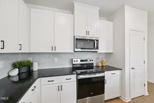 2009 Oakdale Dr, Durham, NC 27703 - Photo 16