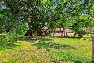 875 Wynn Rd, Clinton, NC 28328 - Photo 32