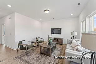 127 S Buggy Dr, Benson, NC 27504 - Photo 6