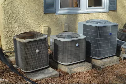 169 Burwell Avenue, Henderson, NC 27536 - Photo 10