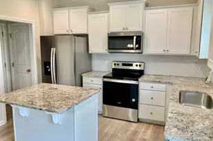 22 Davinci Dr, Zebulon, NC 27597 - Photo 2