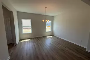 237 Freedom Hts Ln, Smithfield, NC 27577 - Photo 4