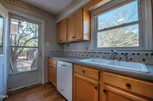 116 E Judd St, Zebulon, NC 27597 - Photo 10