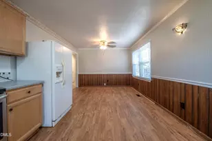 116 E Judd St, Zebulon, NC 27597 - Photo 8