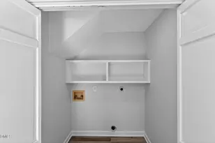 2224 Effingham Cir, Raleigh, NC 27615 - Photo 12