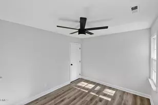 2224 Effingham Cir, Raleigh, NC 27615 - Photo 32