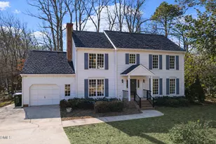 2224 Effingham Cir, Raleigh, NC 27615 - Photo 2